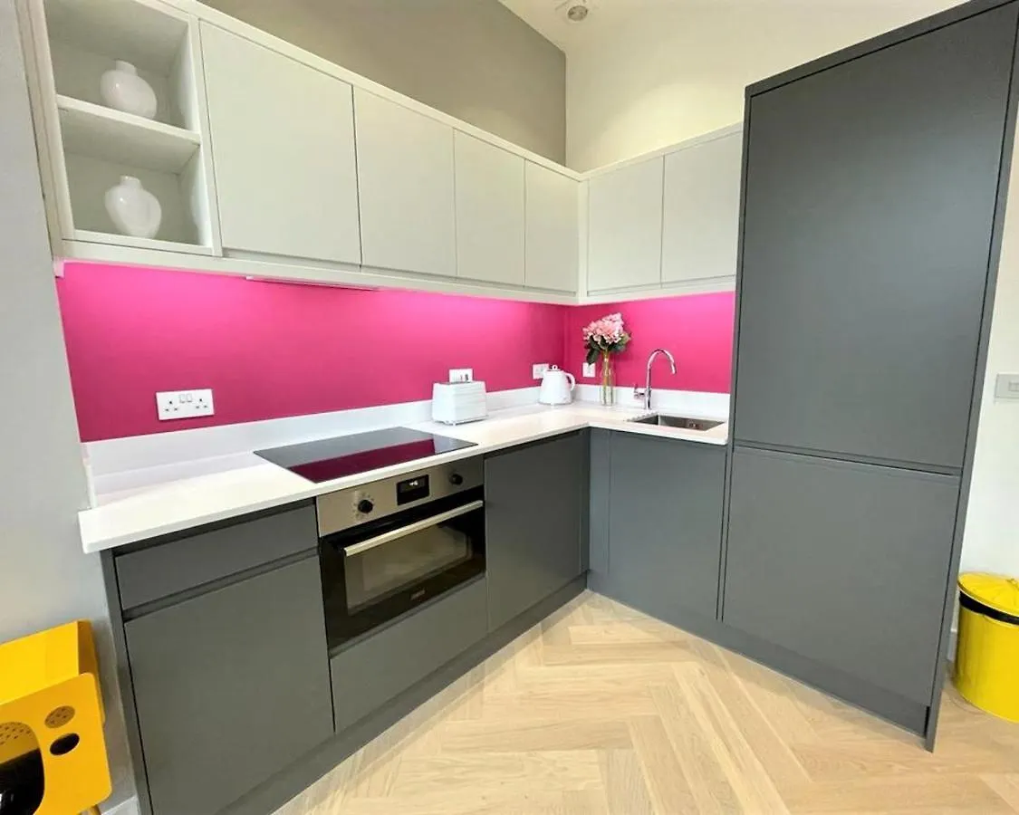 Luxury Reno'D 1 Bed Nr Bruntsfield & The Meadows Apartment Edinburgh